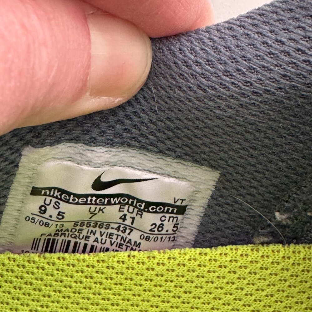 Nike Air Max Sneakers Women's size 9.5 Grey Green and Yellow - Picture 2 of 6